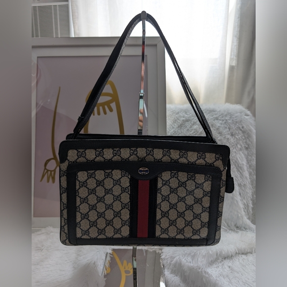 Vintage 1980s Gucci Shoulder Bag - Picture 4 of 16